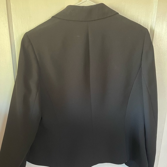 Jones Studio, size 14W, black lined blazer with accent buttons. Great condition! - Picture 2 of 2